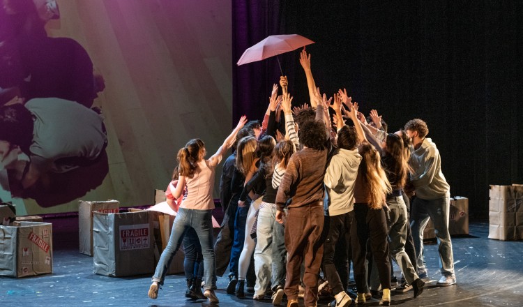 Van képünk hozzá! - A Deák Gyűjtemény alkotásai inspirálták a 10 éves Atlantisz Program idei előadását
