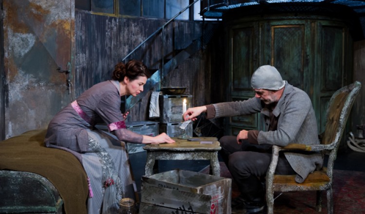 Play Strindberg
