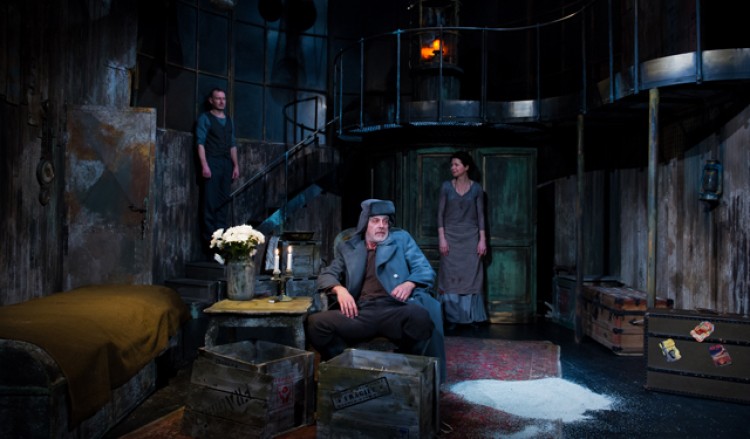 Play Strindberg
