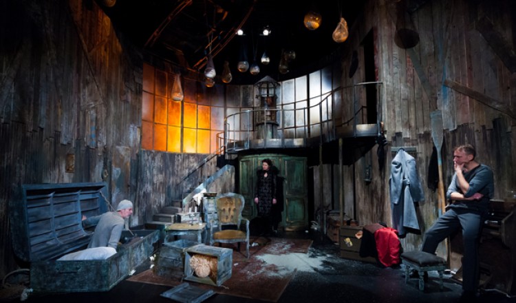 Play Strindberg
