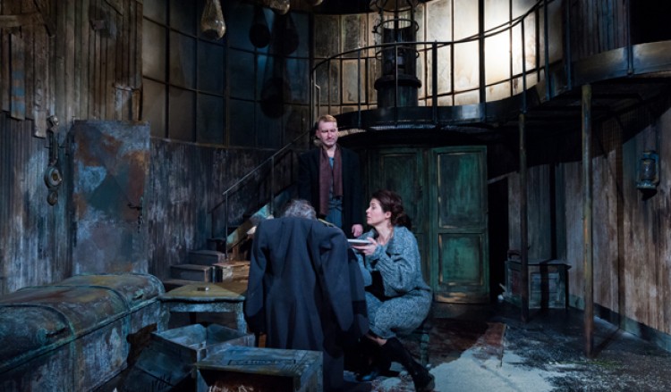 Play Strindberg