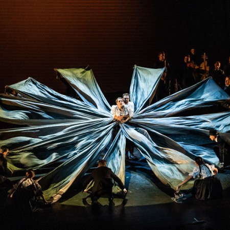 Halálra táncoltatott lány